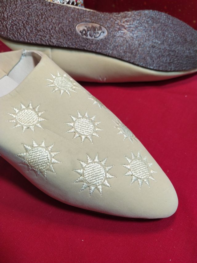 Chinelas marroquís bordadas