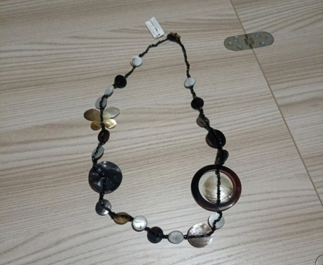 Collana etnica madreperlata - IL BAULE D'ORIENTE