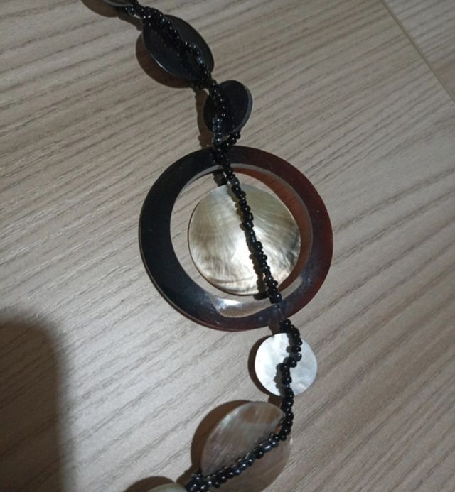 Collana etnica madreperlata - IL BAULE D'ORIENTE