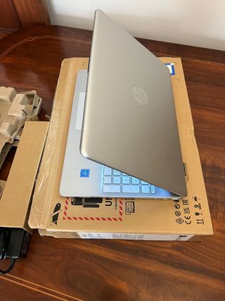 Portatil HP 15s-fq0025ns 256GB FHD nuevo