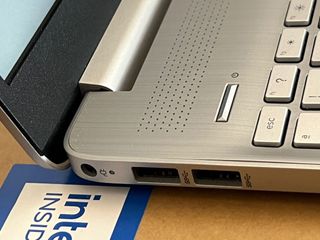 Portatil HP 15s-fq0025ns 256GB FHD nuevo