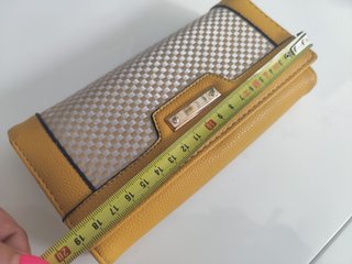 Cartera sin estrenar mujer.