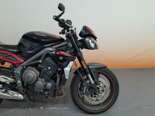 TRIUMPH Street Triple 765 R