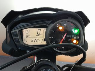 TRIUMPH Street Triple 765 R