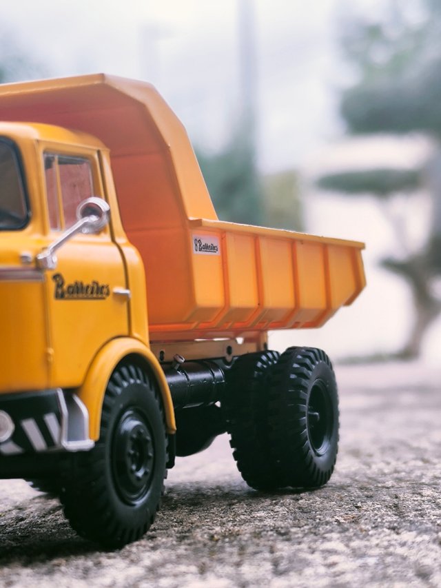 1:43 Barreiros Puma, Altaya