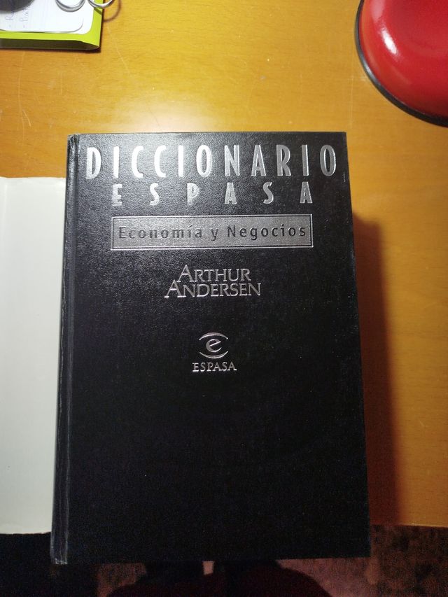 Diccionario economía y negocios 