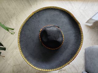 Sombrero mexicano auténtico, decorado