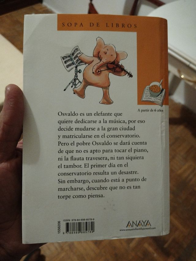 Libro Osvaldo el elefante musical