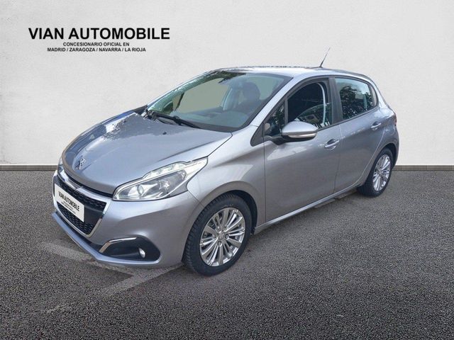 Peugeot 208 1.2L PureTech 82cv Signature