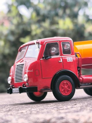 1:43 Pegaso mofletes Campsa, Altaya