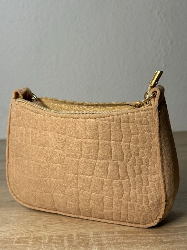 Bolso de hombro con diseño de fieltro🤎