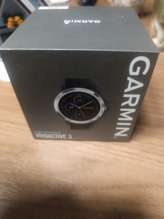Garmin vivoactive 3 con caja