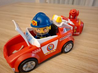 Coche Bomberos y PinyPon Action