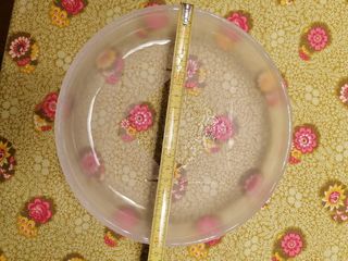 piatti di vetro sabbiato con motivo ideogramma