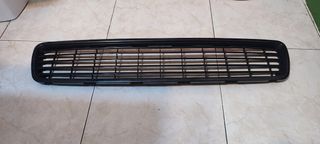 Rejilla delantera Audi A4 B5