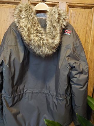 Parka nurway 