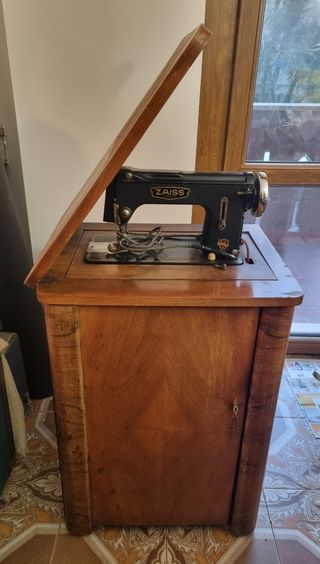 Macchina da cucire Zaiss