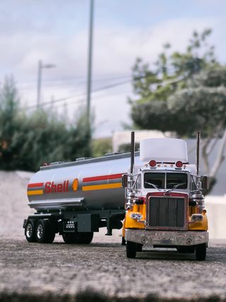 1:43 Peterbilt 359, Altaya