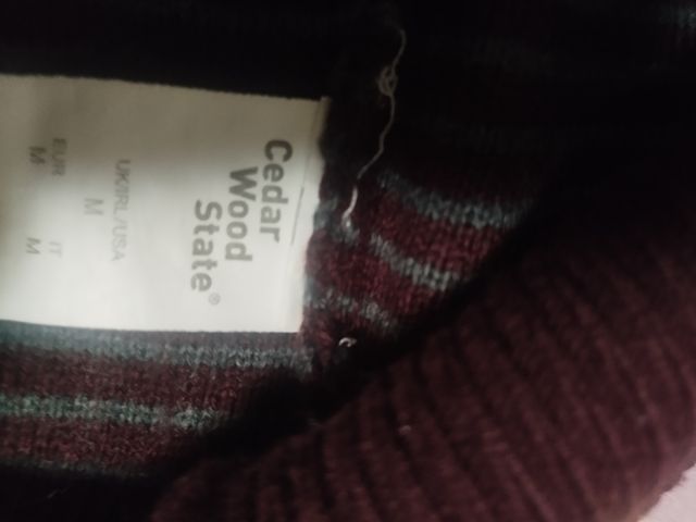 Maglioncino bordò a righe