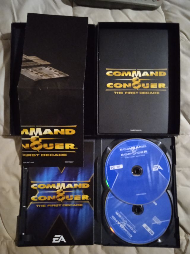 Command & Conquer The First Decade PC DVD Big Box