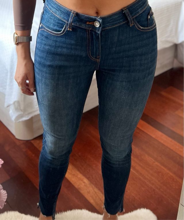 Vaquero oscuro pitillo Zara