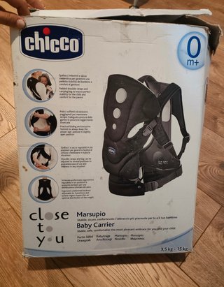 Mochila Chicco close to you.