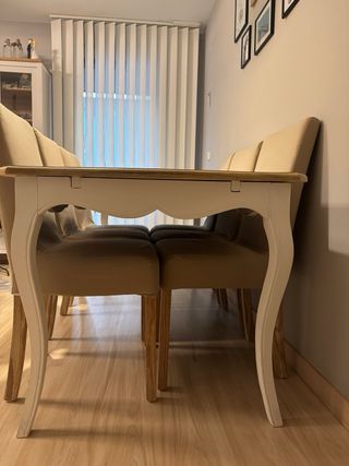 Conjunto Mesa y sillas Maisons du monde