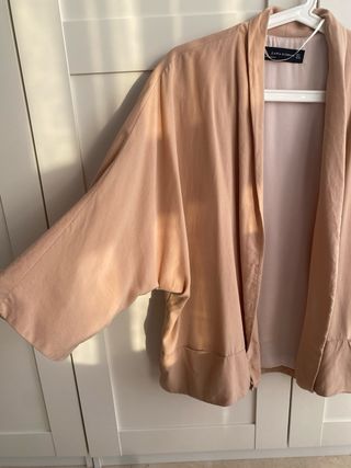 Chaqueta estilo kimono de zara