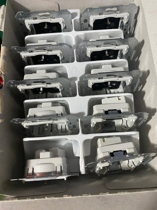 Enchufes bjc 18524