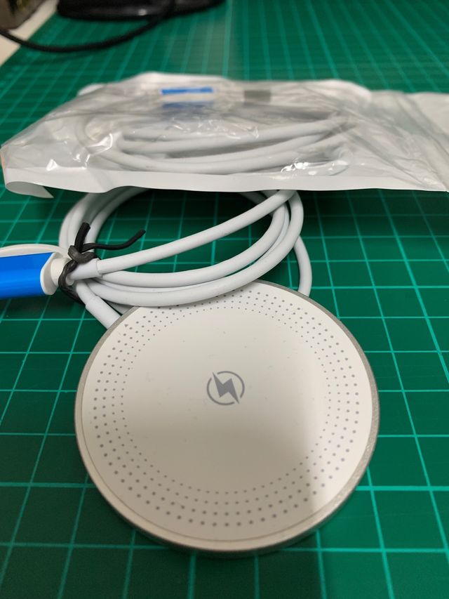 Caricabatterie wireless per iPhone