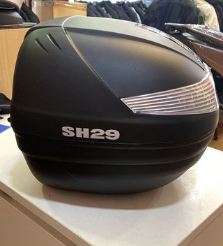Baul Maleta Shad 29L Negro/Plata Monolock