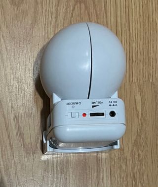 ALTAVOCES CON LED BRILLANTE