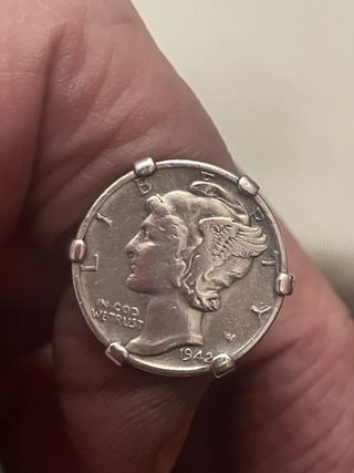 MOneda antigua/Anillo