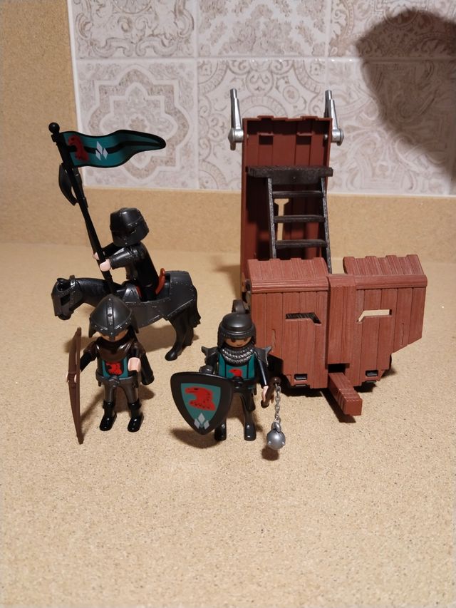 Playmobil carro de asalto