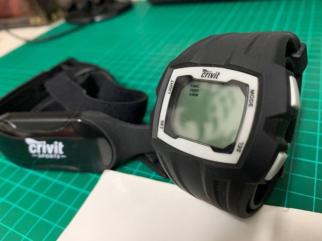 Cardiofrequenzimetro Crivit con supporto per bicicletta