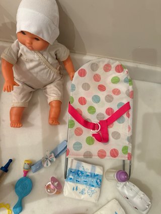Nenuco con cuna y hamaca y accesorios