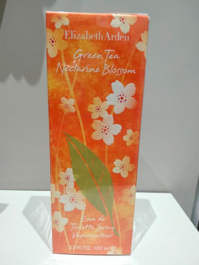 Elizabeth arden green tea nectarine blos