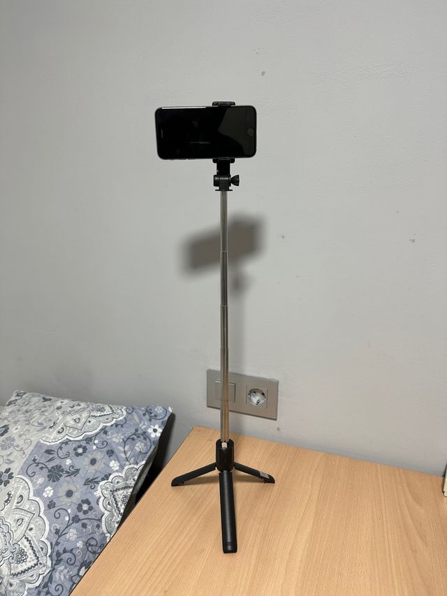 Tripode extensible 68cm con mando OFERTA