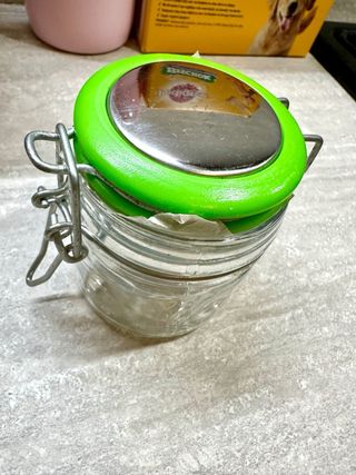 Kit di sei barattoli