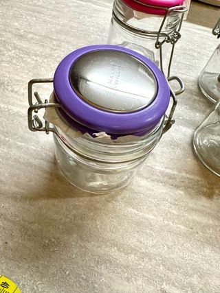 Kit di sei barattoli