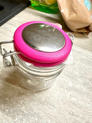 Kit di sei barattoli