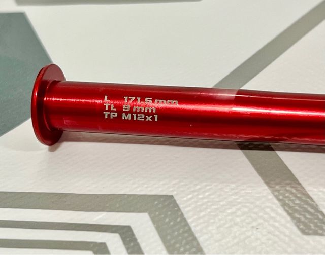 Eje pasante Carbon-Ti X-loc EVO para Scott Scale