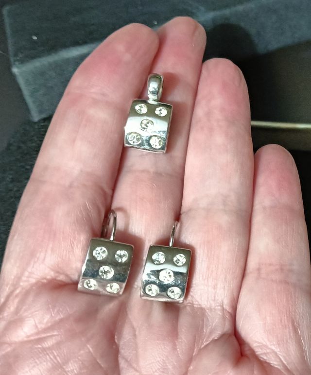 Conjunto pendientes rodio