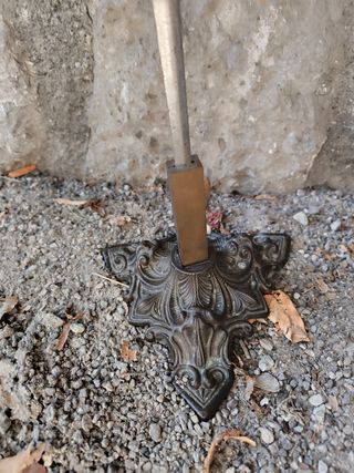 Spada posacenere vintage in bronzo