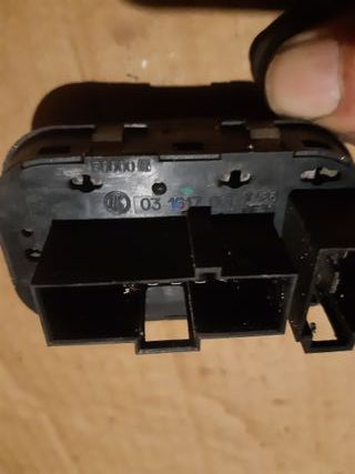 FORD MONDEO mando elevalunas 03161700