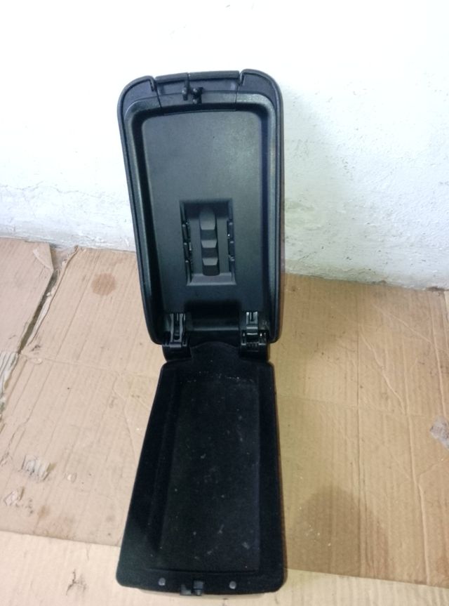 Apoyabrazos Mercedes-Benz Clase C