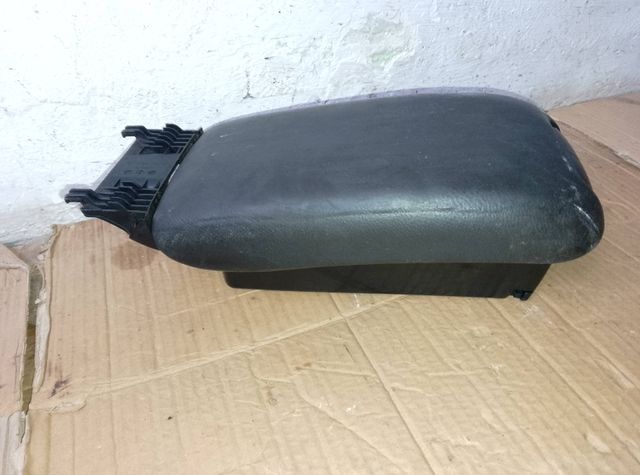 Apoyabrazos Mercedes-Benz Clase C