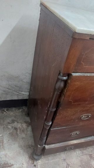Cassettiera antica