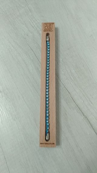  Braccialetto con ganci magnetici 