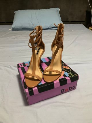 Scarpe con tacco 37.5